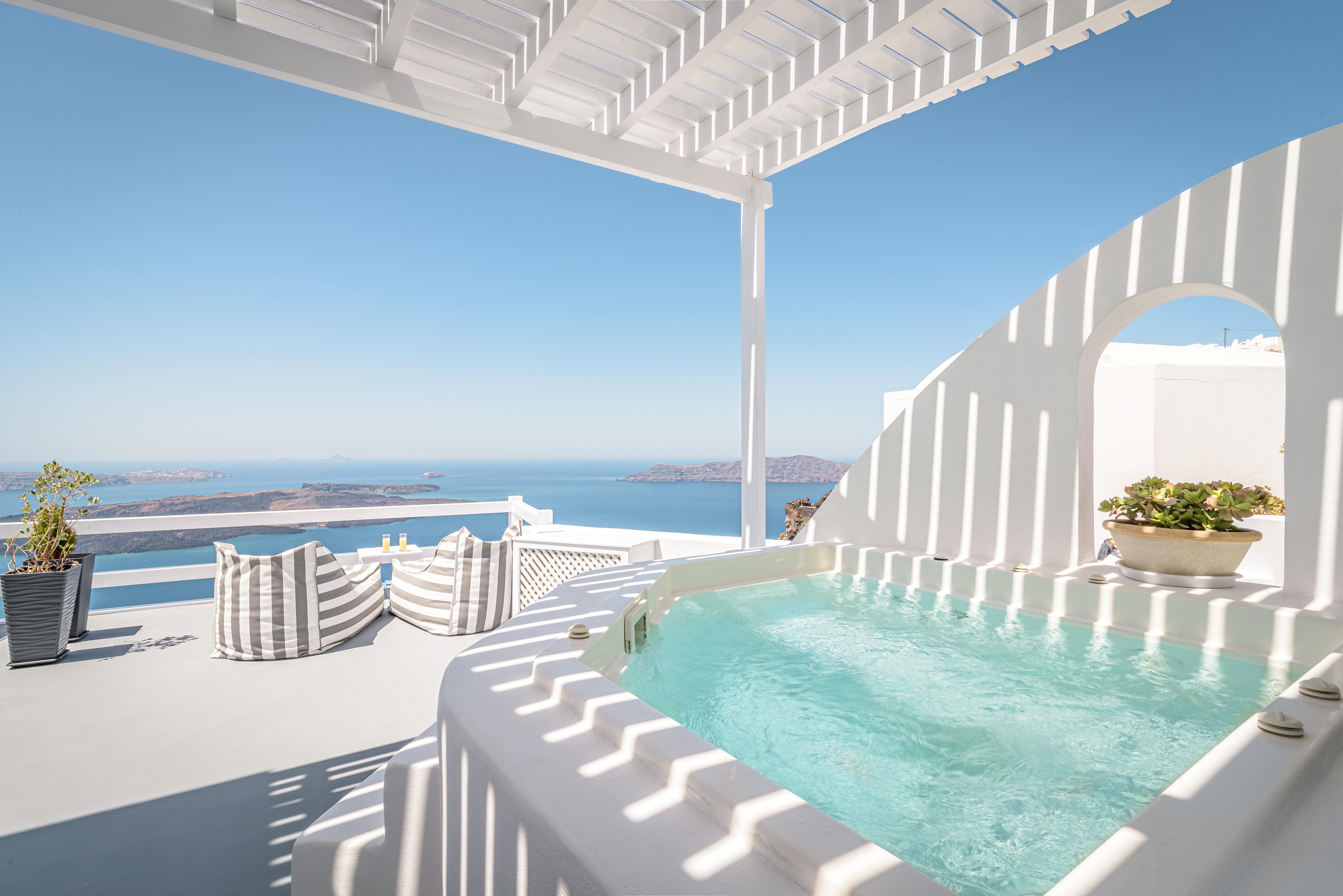 Avianto 3* Imerovigli (Santorini)