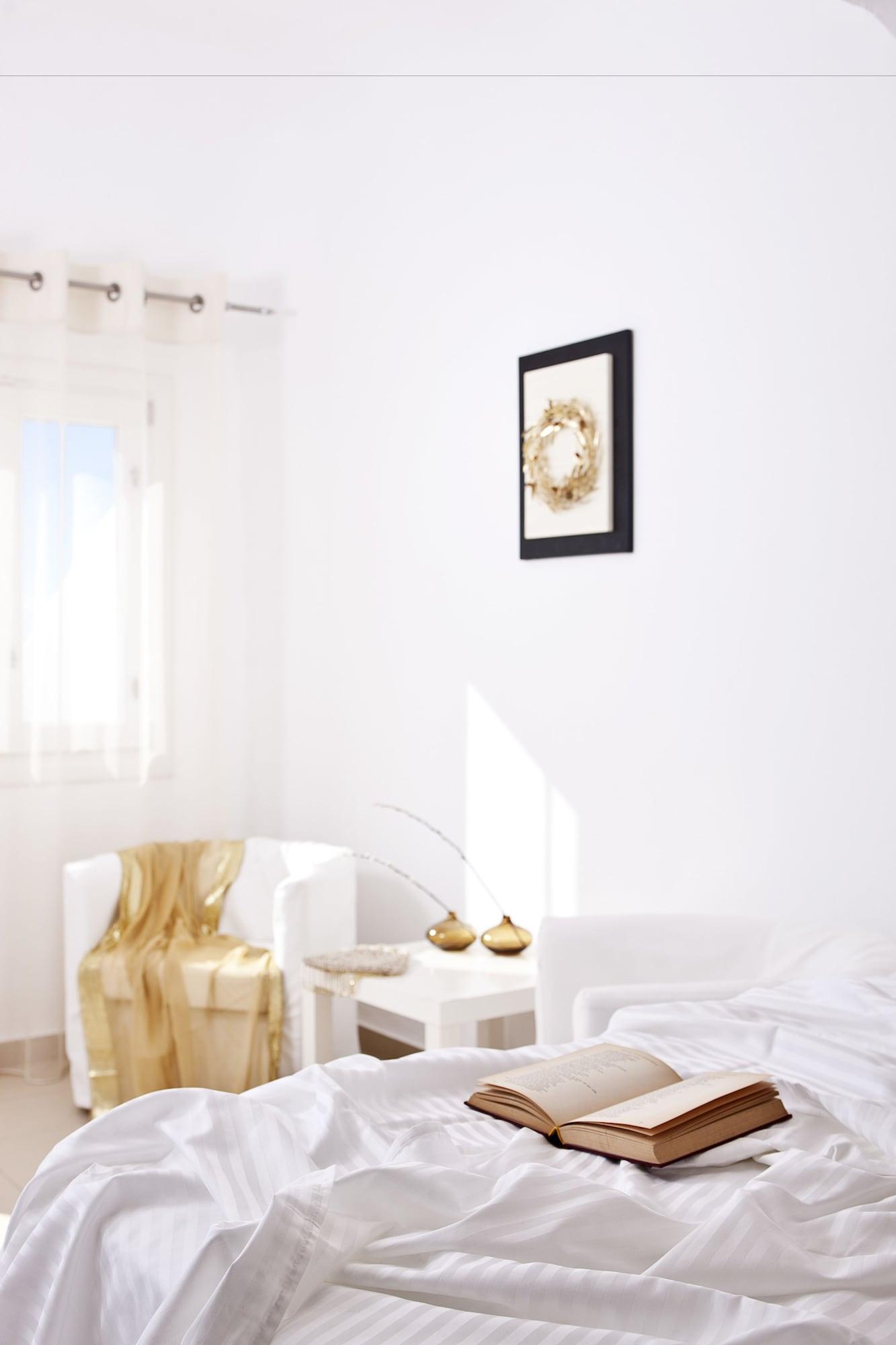 Avianto Hotel Imerovigli (Santorini)